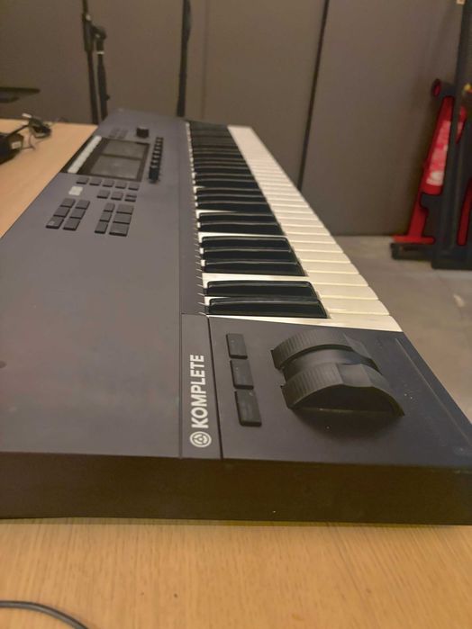 Native Instruments Komplete Kontrol S61 Mk2