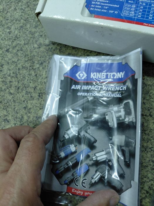 Пневматична тріскачка KING TONY 37321-050 3/8"