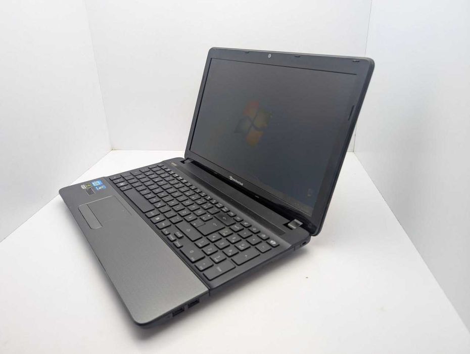 Packard Bell Intel i5-2430M Ram:6gb HDD:500Gb nVIDiA 540M 1gb 15.6''