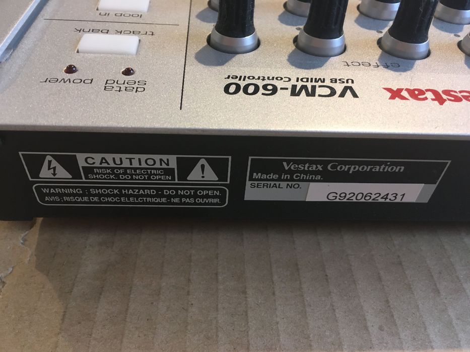 Vestax VCM 600 Ableton Live MIDI controller