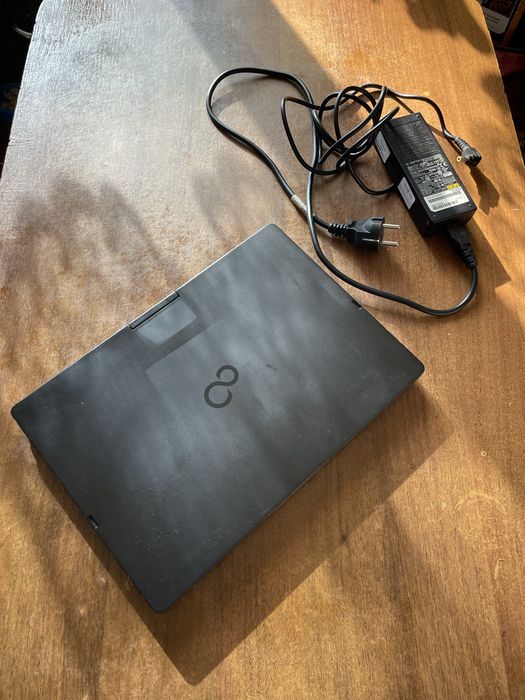 !!! Fujitsu Lifebook  | i5-7200U 8/128 gb!! НОВА БАТАРЕЯ!!!