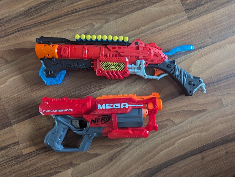 Бластер Zuru X-Shot Dino Claw Hunter