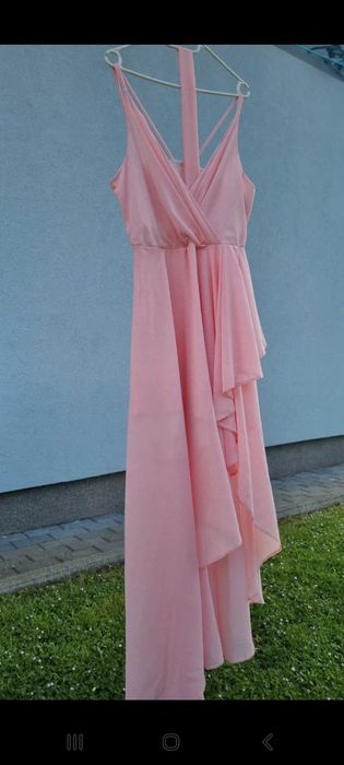 Asymetryczna suknia weselna 40