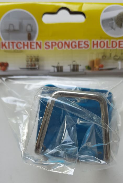 Самоклеющиеся крючки для дома