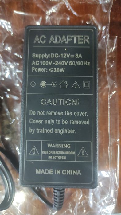 Блок живлення 12v 3A (5.5×2.1)