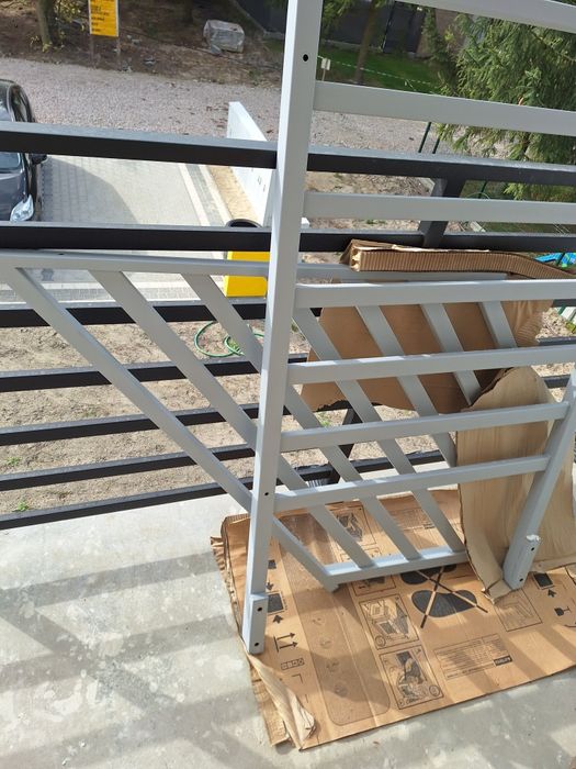 Balustrada Nowa na schody Gotowa do montarzu