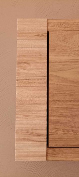 Szafka wisząca raflo z Black Red White