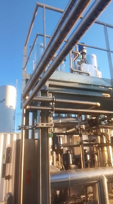 Serralharia &  Soldadura - Trabalhos em Alumínio, Ferro e Inox . Portas. Vedações, estruturas e outros.