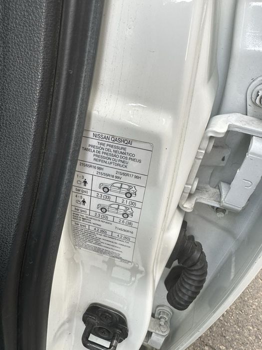 Nissan Qashqai 2012 VIN SJNFBNJ10U2545106 фото оголошення 8 з 19