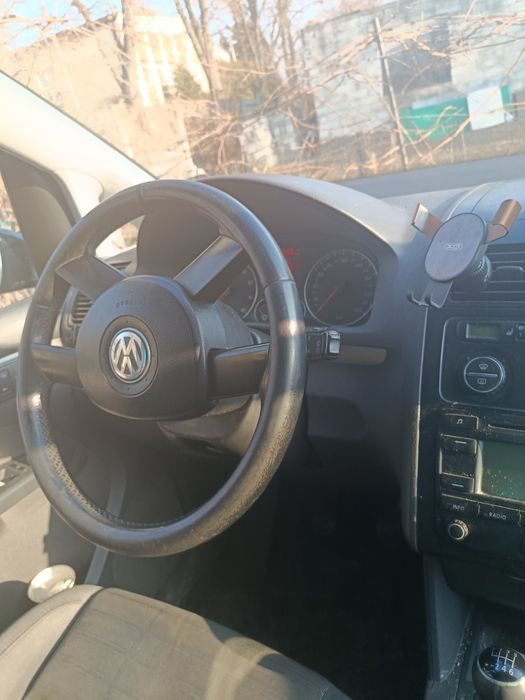 Продам авто Volkswagen touran
