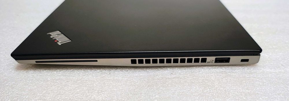 Lenovo T490s Core i5 Ram 16 GB SSD 256 Full HD IPS Windows 11 BDB