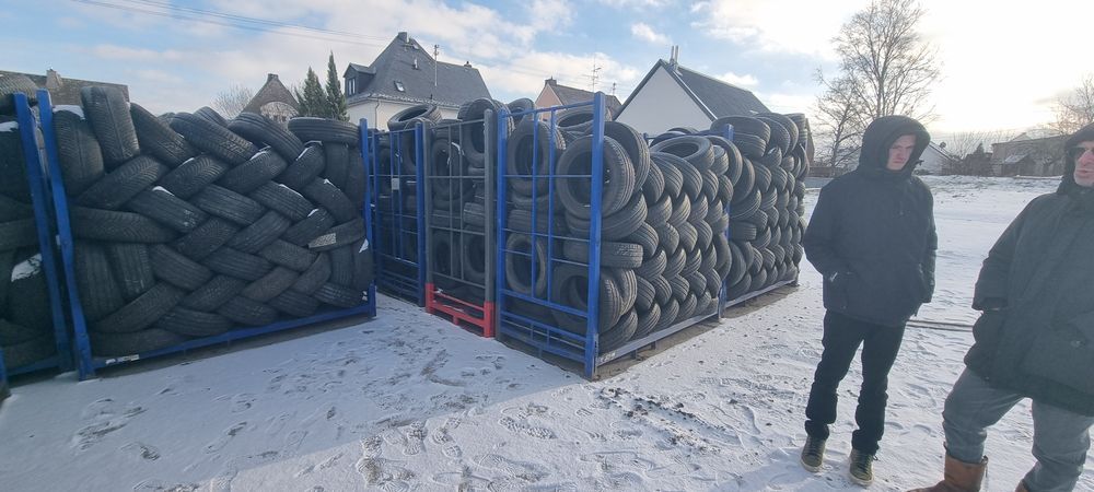 Шини оптом Всі Розміра 215/55/R17 Michelin