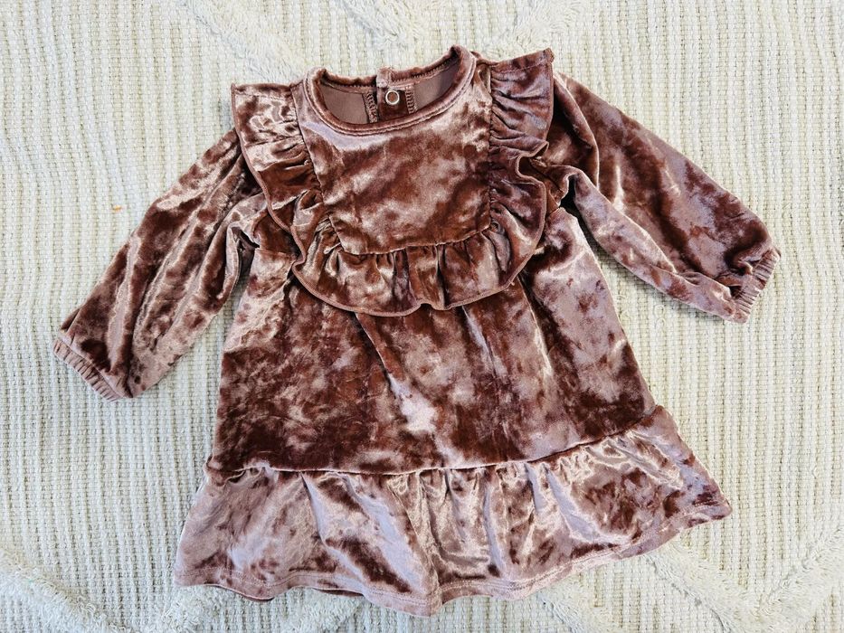 Стильне велюрове платтячко