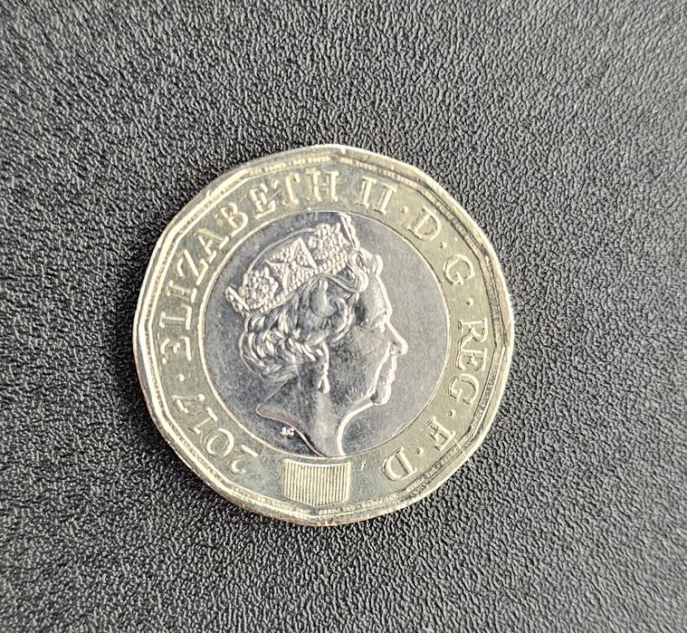 Moeda One pound 2017