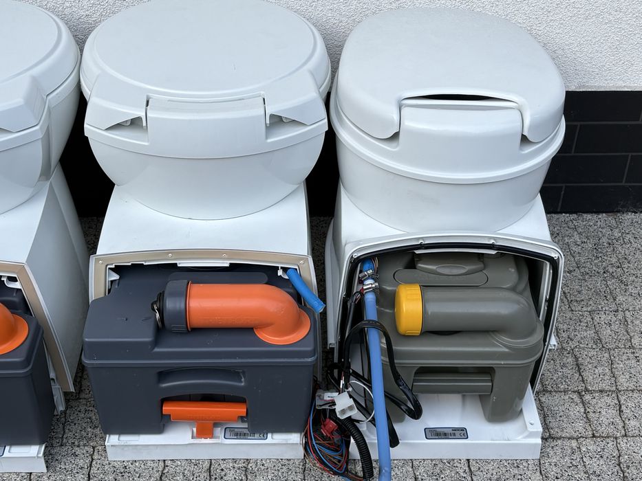 Wc toaleta kamper Dometic ct4110  Thetford c263s , 223s