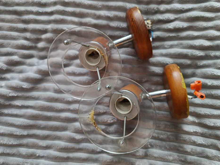2 lampy kinkiety z żarówkami drewno olcha