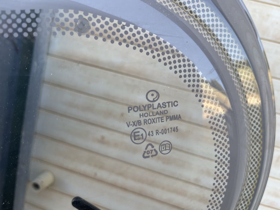 Janela polyplastic Oval - Miller