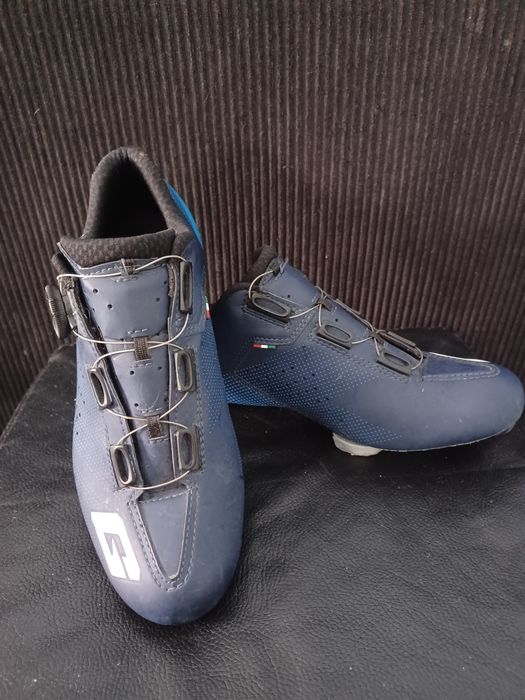 Sapatos estrada Gaerne Tornado carbon