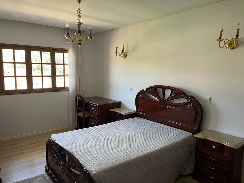 Mobília Quarto [Madeira/ Superfície em pedra] #2