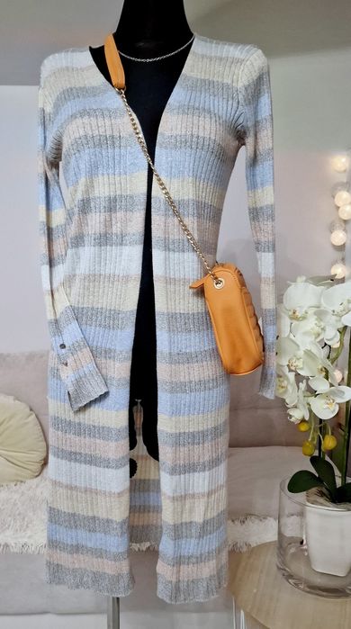 Kardiganek w paski" Atmosfere ".