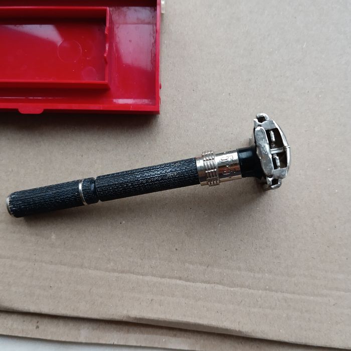 Станок для гоління