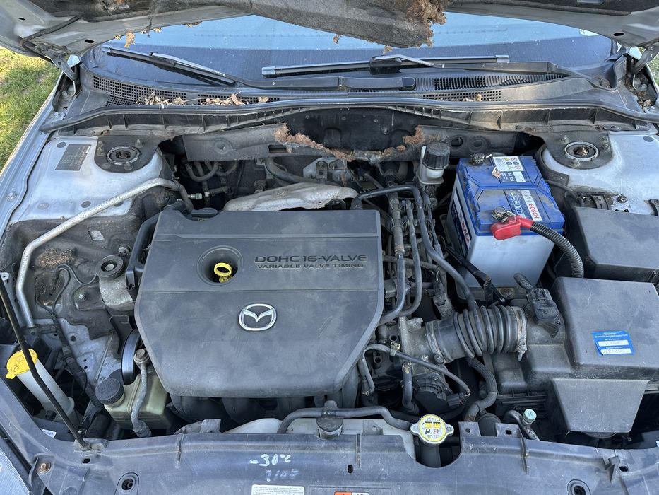 Mazda 6 gg /2.0 бензин / фари з Німеччини
