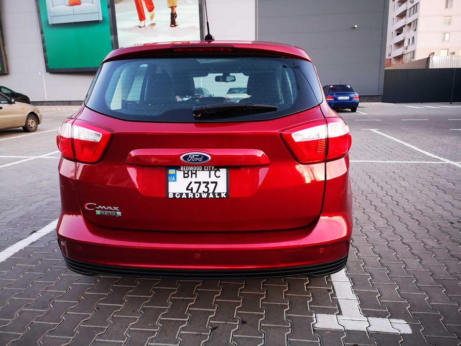 Ford C-Max HYBRID Energi Plug-in 2013 з мінімальним пробігом