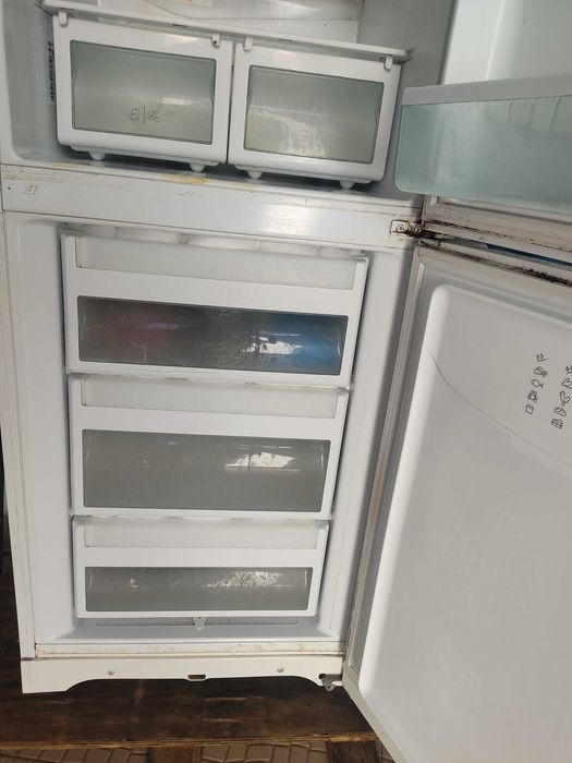 Frigorifico Combinado Ariston