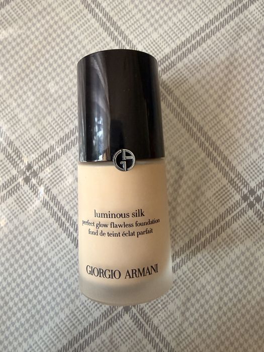 Podklad Armani Luminous Silk 3