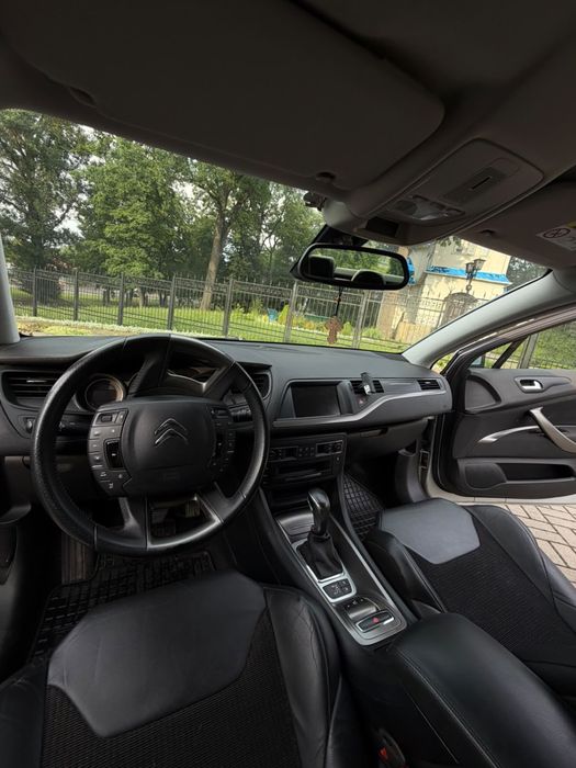 Citroen C5 2015 року дизель 2.0 автомат в ідеальному стані, дуже економна