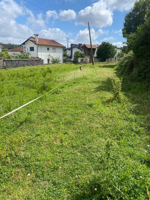 Terreno para construção e rustica perto da zona Industrial de Fiães