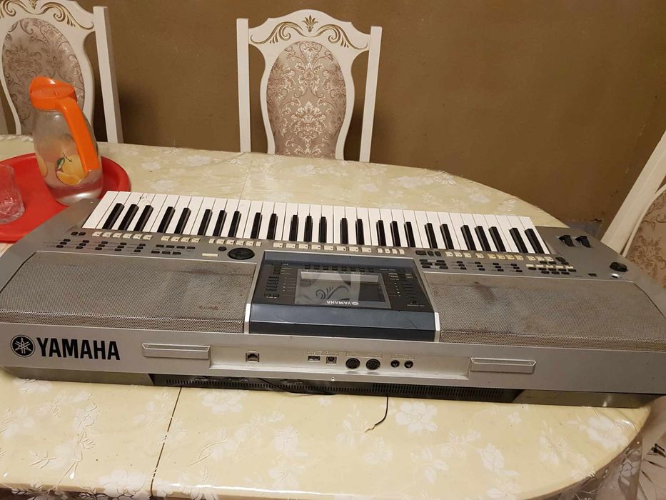 Синтезатор ямаха psr s700: 8 000 грн. - Синтезатори Ужгород на Olx