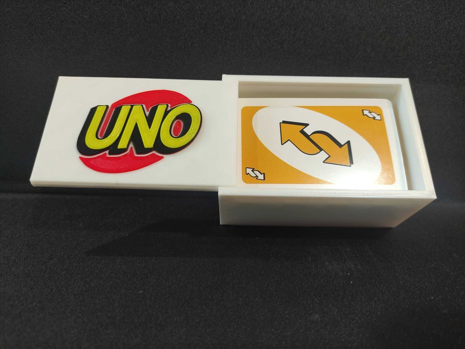 Karty Uno z twardym pudełkiem 108 kart + instrukcja gry.