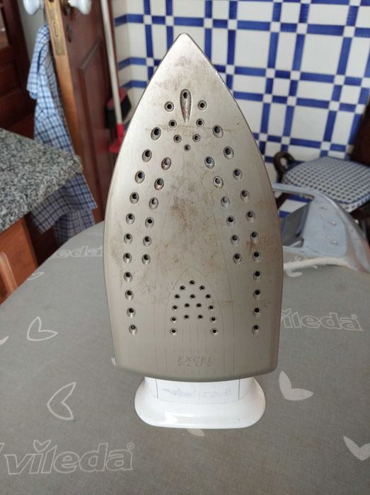 Ferro Engomar a vapor