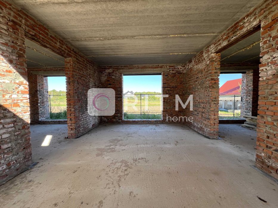 Продається Двоповерховий Таунхаус на етапі будівництва в с. Забороль!