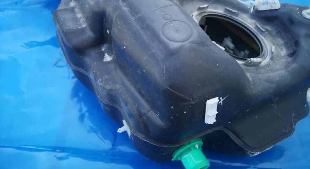 Depósito COMBUSTÍVEL Mercedes CLA 250i AMG w117  EPC a2464700400 OEM