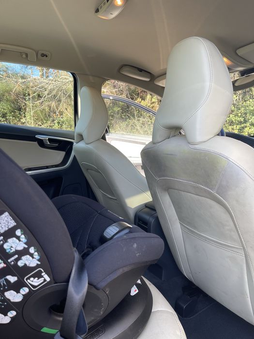 Volvo Xc60 D4 Manual