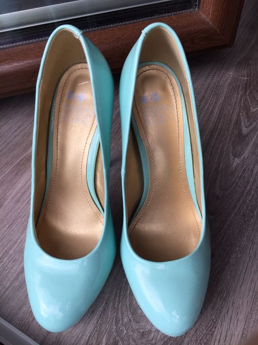 Buty na obcasie szpilki 39