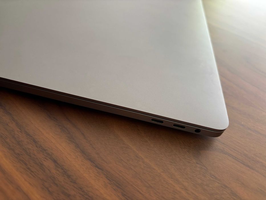 Apple Macbook Pro 16" i9 Touch Bar 2019 32GB / 1TB SSD