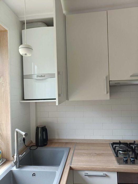 Двоповерховий сучасний будинок. р-н  Яр