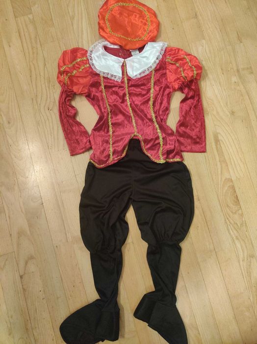 KRÓL/Królewicz/7-9/122-134/strój Szopka/przedstawienie/Giermek