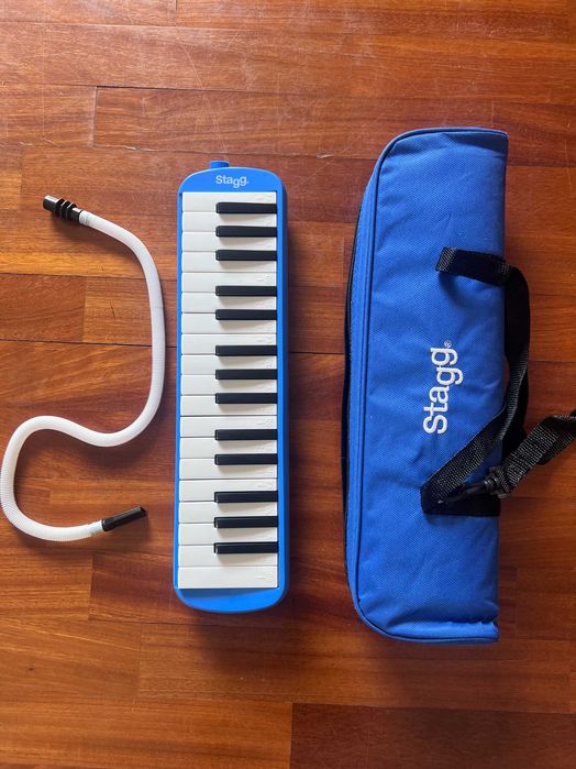 Melódica Stagg Melosta 32 RD