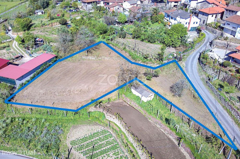 Terreno urbano em Valdreu, Vila Verde c/ 1547 m2 — Moimenta (Santo André), Braga