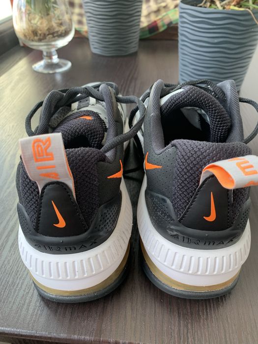 Nike Air Max Genome в расцветке «Black/Total Orange»