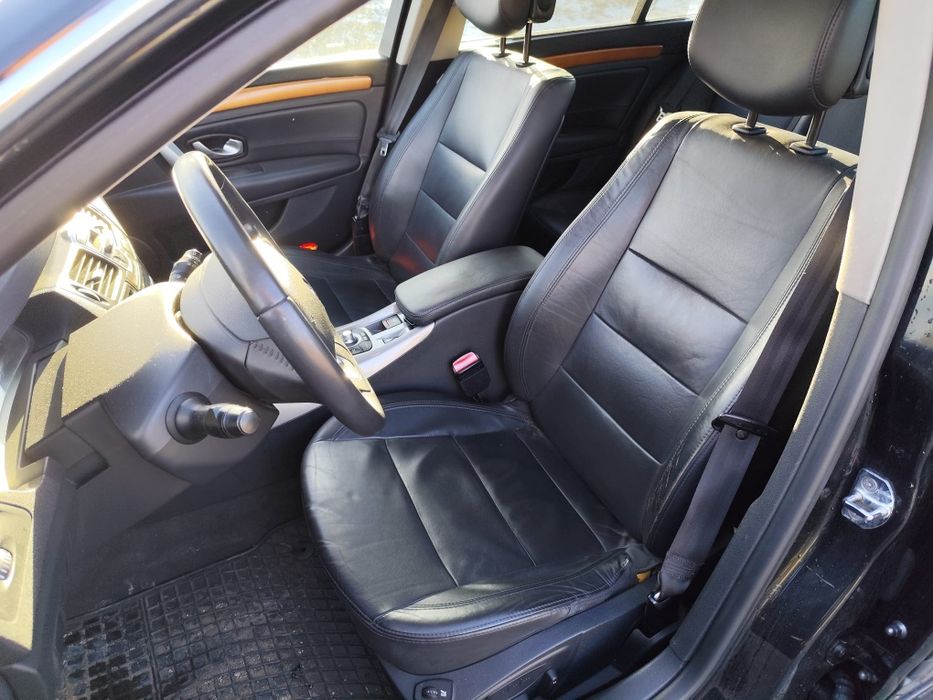 Renault Laguna 3.5 V6 238 KM Initiale Paris