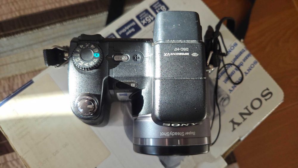 Aparat SONY Cybershot DSC-H7 - Używany