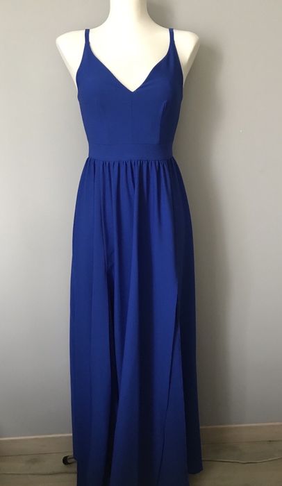 Suknia z rozcięciem