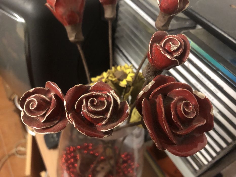 Jarra em vidro com flor