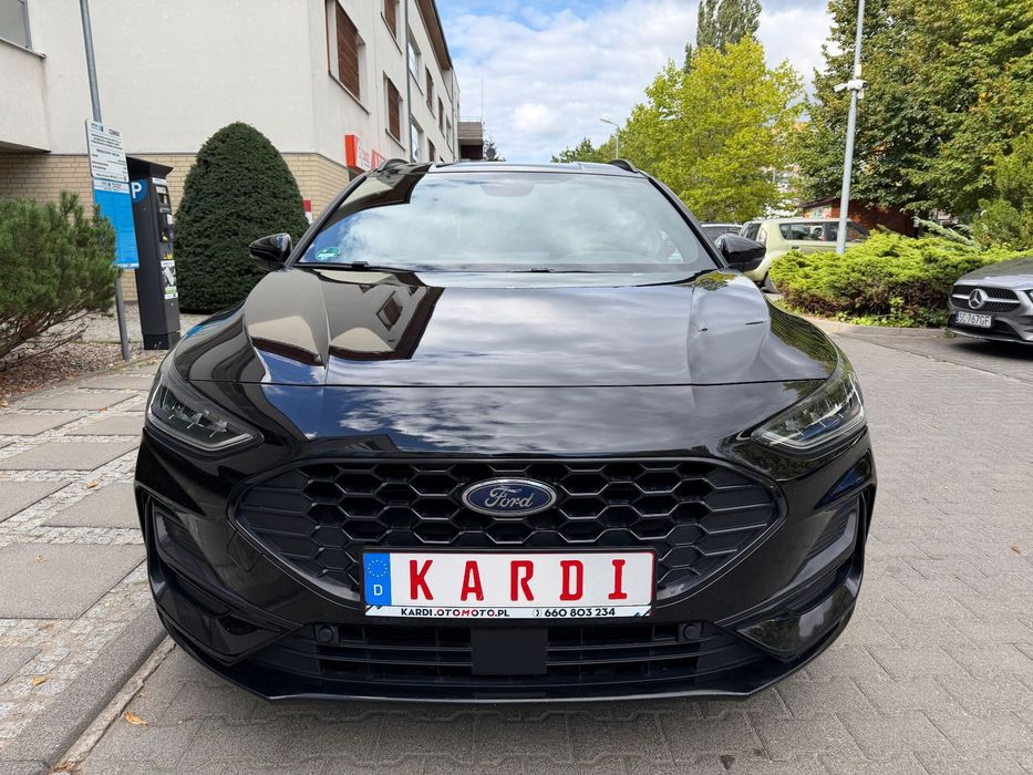 Ford Focus ST line X