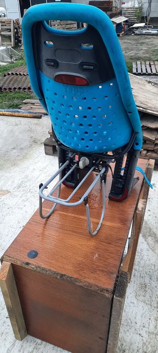 Дитяче велосипедне крісло, фірми Thule Yepp Maxi.